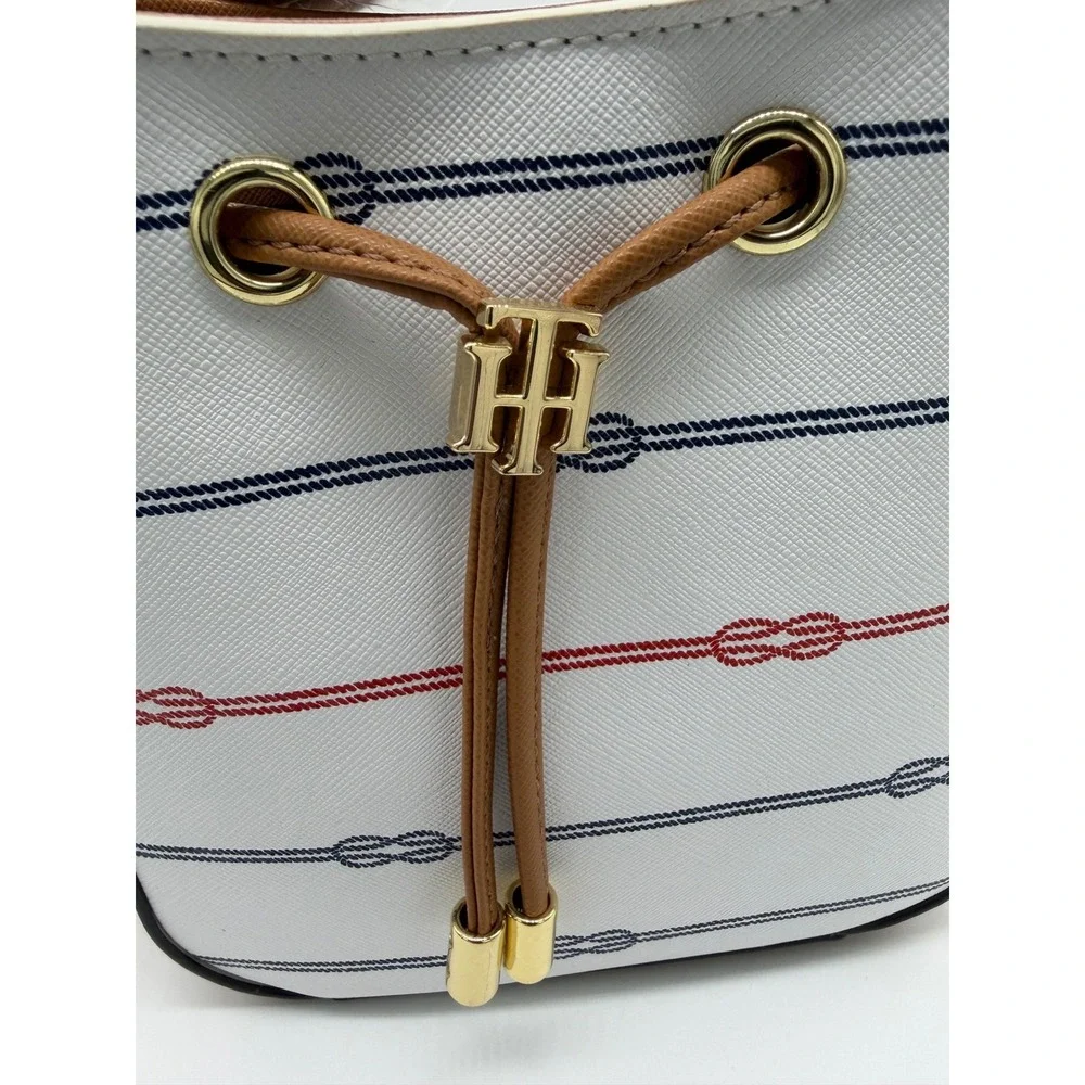 Tommy Hilfiger embrace nautical